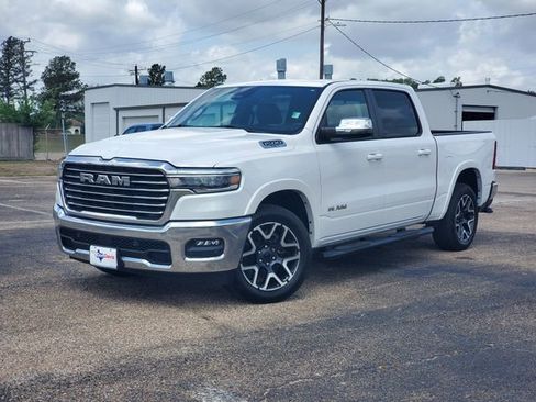 Used 2025 RAM 1500 Laramie w/ Bed Utility Group AWD/4WD image 31