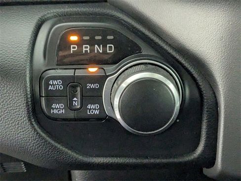Used 2019 RAM 1500 Big Horn image 23