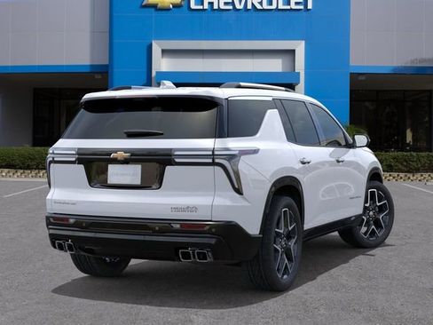 New 2026 Chevrolet Traverse High Country FWD image 5