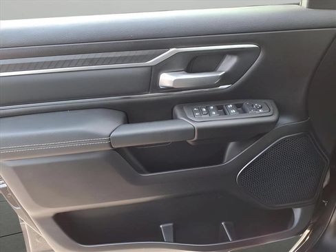 New 2025 RAM 1500 Big Horn AWD/4WD image 9