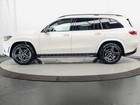 Certified 2022 Mercedes-Benz GLS 450 4MATIC image 4