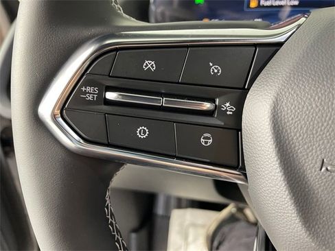 New 2026 Chevrolet Traverse Z71 w/ Enhanced Driving Package image 8