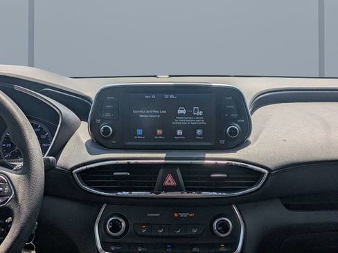Used 2019 Hyundai Santa Fe SE AWD/4WD image 18