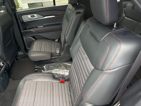 New 2026 Ford Explorer ST-Line w/ ST-Line Street Pack AWD/4WD image 11