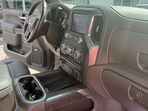 Used 2021 GMC Sierra 1500 Denali w/ Denali Premium Package AWD/4WD image 23