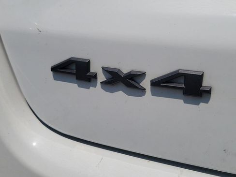 Used 2025 Jeep Compass Trailhawk AWD/4WD image 7