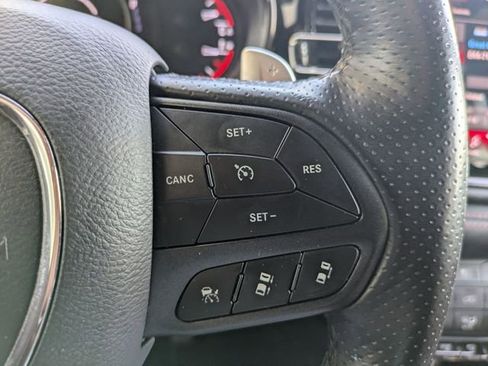 Used 2024 Dodge Durango GT image 17