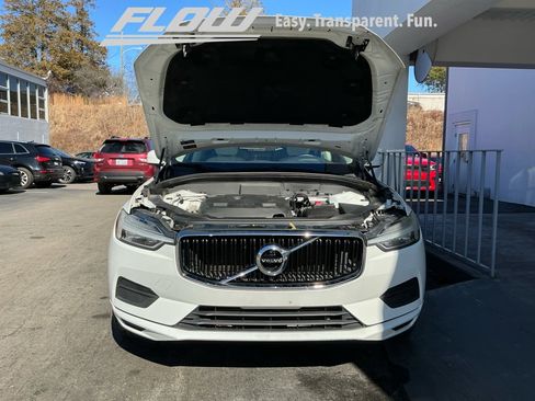 Used 2018 Volvo XC60 T5 Momentum image 20