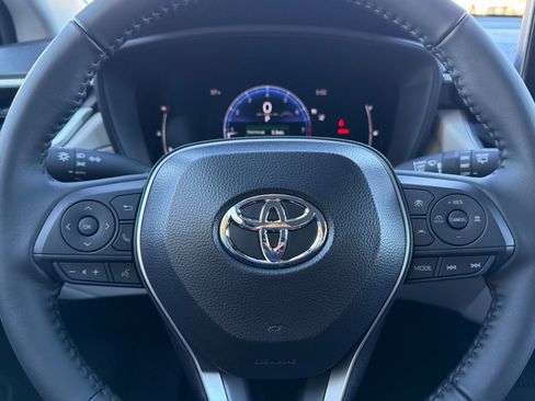 New 2026 Toyota Corolla Cross LE image 27
