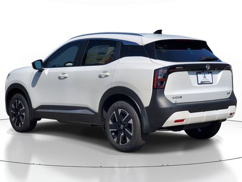 New 2026 Nissan Kicks SV w/ Cold Weather Package image 3