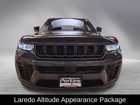 New 2026 Jeep Grand Cherokee Laredo image 3