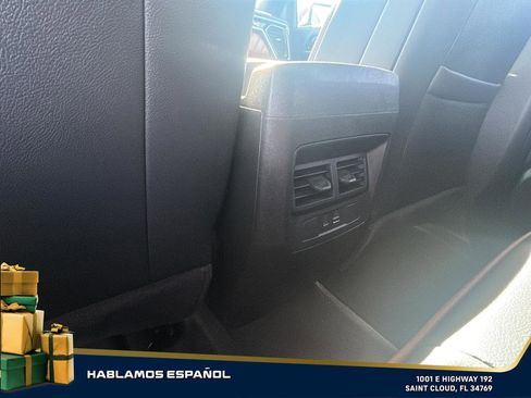 Certified 2025 GMC Canyon AT4 image 24