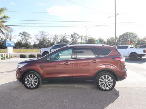 Used 2018 Ford Escape Titanium w/ Ford Safe & Smart Package image 5