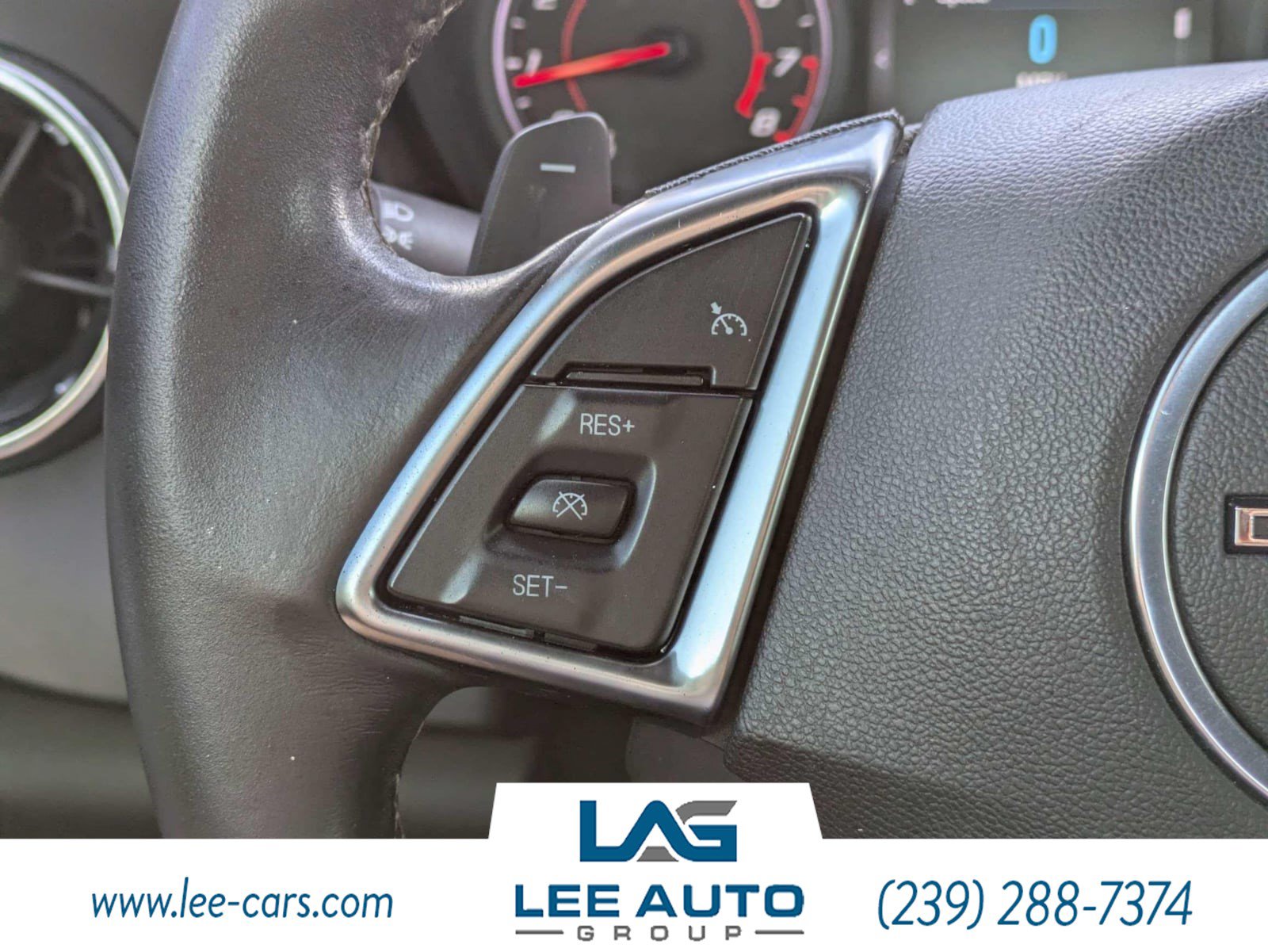 Used 2018 Chevrolet Camaro LT RWD image 17