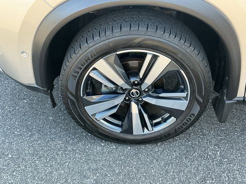 Certified 2021 Nissan Rogue Platinum image 7