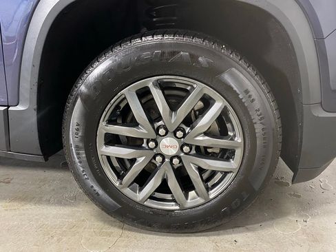 Used 2019 GMC Acadia SLT AWD/4WD image 9
