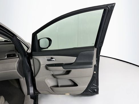 Used 2016 Honda Odyssey EX-L image 33