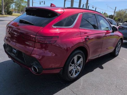 Used 2025 Genesis GV70 3.5T Sport AWD/4WD image 4