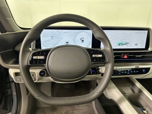 Used 2025 Hyundai Ioniq 6 SEL image 14