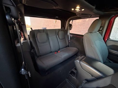 Used 2021 Jeep Wrangler Willys image 20