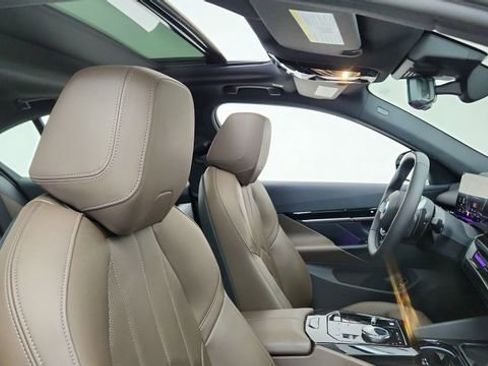 Used 2026 BMW 530i image 21