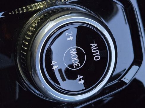 Used 2023 GMC Canyon AT4 w/ AT4 Premium Package image 23