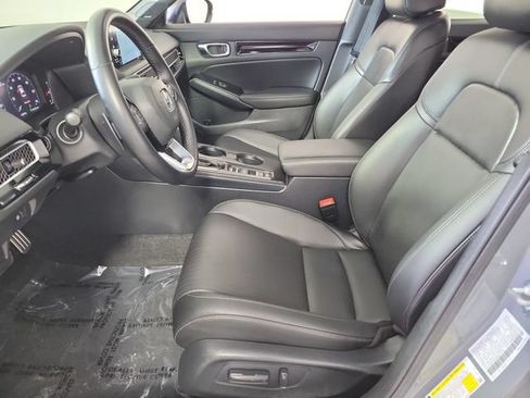 Used 2025 Honda Civic Sport image 19