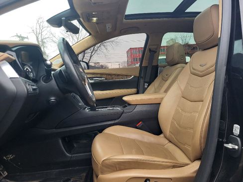 Used 2024 Cadillac XT5 Premium Luxury w/ Platinum Package image 9