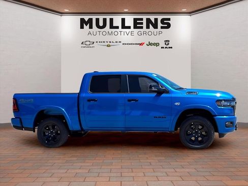 New 2026 RAM 1500 4x4 Crew Cab image 4