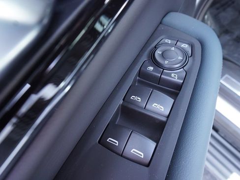 New 2026 GMC Yukon AT4 w/ AT4 Premium Plus Package AWD/4WD image 17