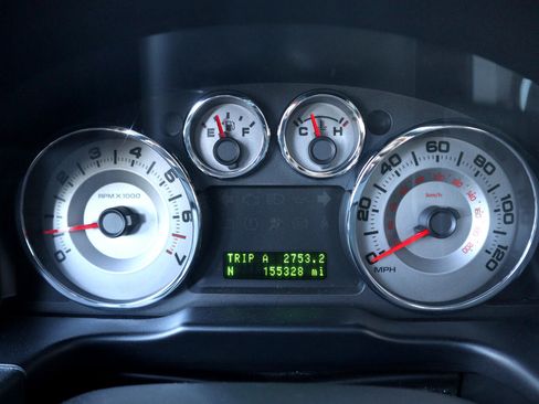 Used 2010 Ford Edge Limited image 27