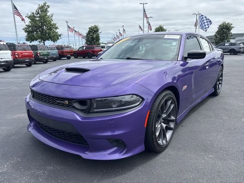 Used 2023 Dodge Charger Scat Pack w/ Plus Group RWD image 4