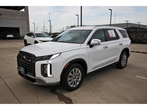 Certified 2025 Hyundai Palisade SEL AWD/4WD image 3