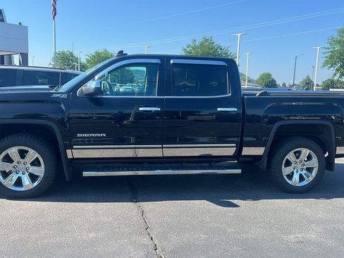 Used 2018 GMC Sierra 1500 SLT AWD/4WD image 11