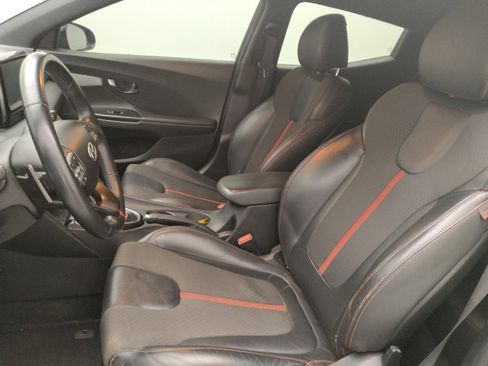 Used 2020 Hyundai Veloster Turbo FWD image 17