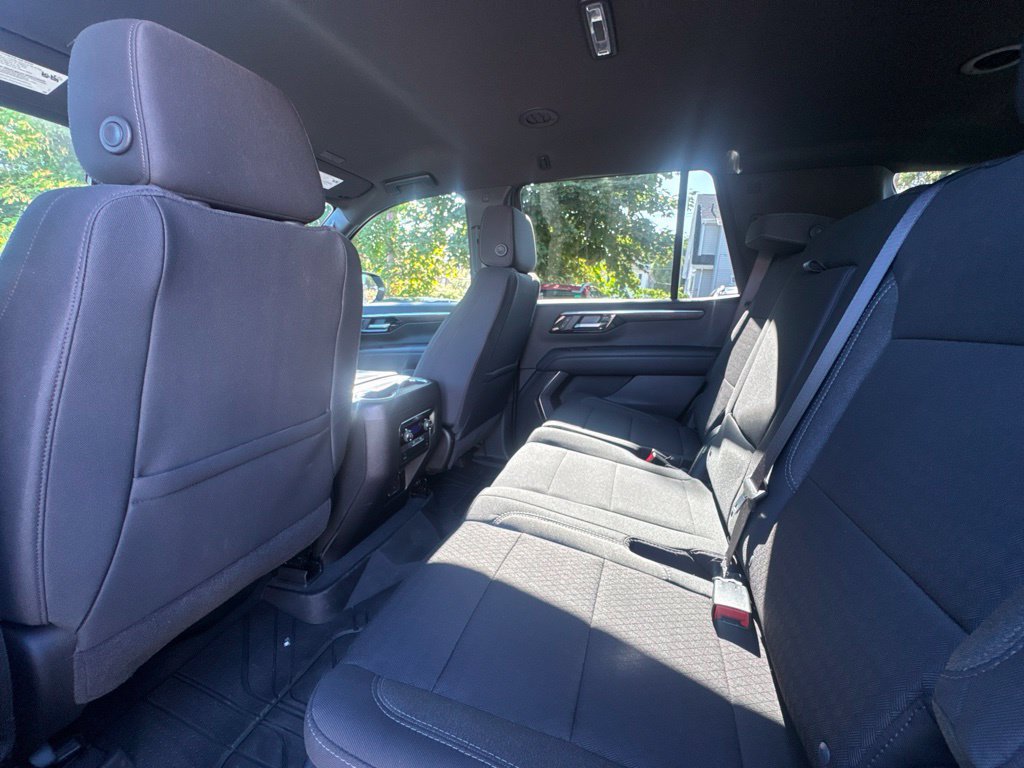 Used 2026 Chevrolet Tahoe LS AWD/4WD image 19