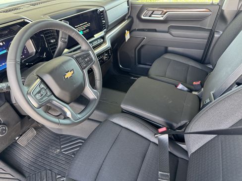 New 2026 Chevrolet Silverado 1500 LT image 9