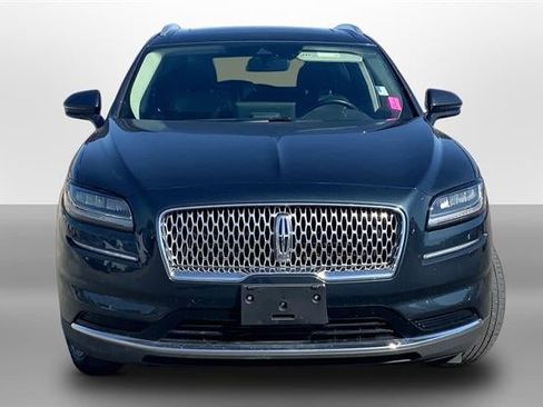 Used 2022 Lincoln Nautilus Reserve image 2
