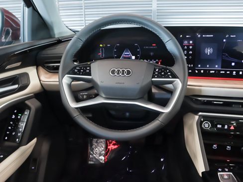 New 2025 Audi Q5 Prestige image 18