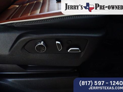 Used 2024 GMC Sierra 2500 Denali Ultimate AWD/4WD image 27