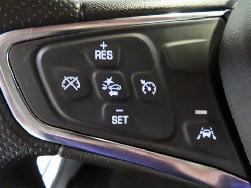 Used 2023 Chevrolet Malibu LT FWD image 20