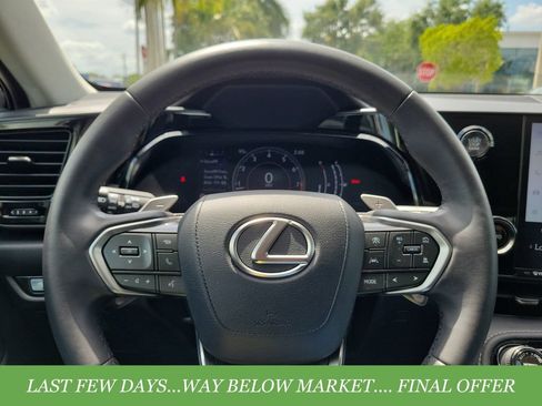 Used 2024 Lexus NX 250 FWD w/ Cold Area Package image 7