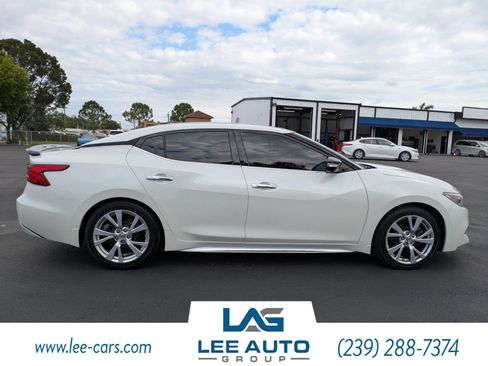 Used 2017 Nissan Maxima Platinum FWD image 2