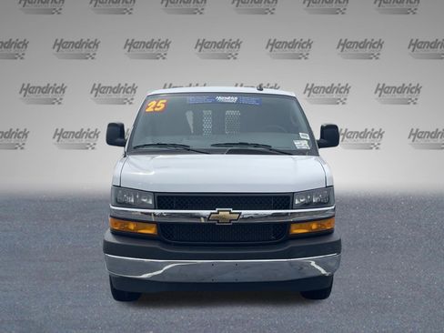 Used 2025 Chevrolet Express 2500 w/ Driver Convenience Package RWD image 3