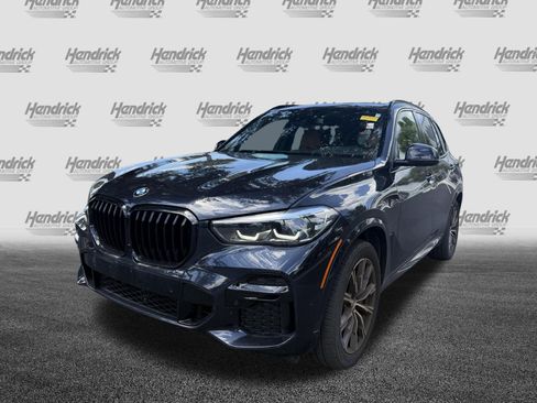 Used 2022 BMW X5 M50i AWD/4WD image 5