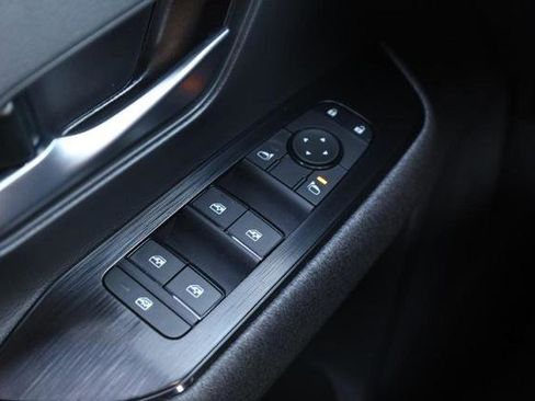 New 2026 Nissan Kicks SV w/ SV Premium Package image 20