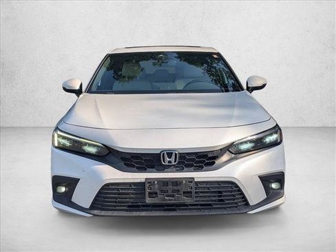 Used 2022 Honda Civic Sport Touring image 2