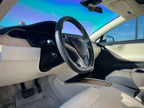 Used 2018 Tesla Model S 100D image 62