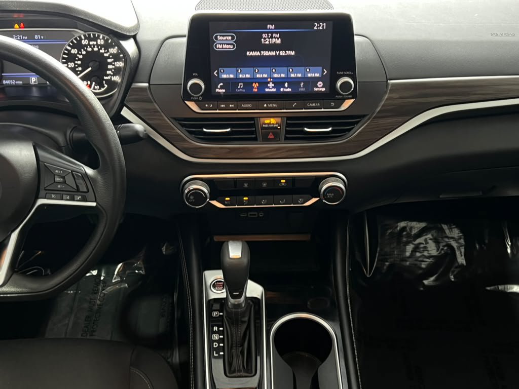 Used 2023 Nissan Altima 2.5 SV FWD image 13