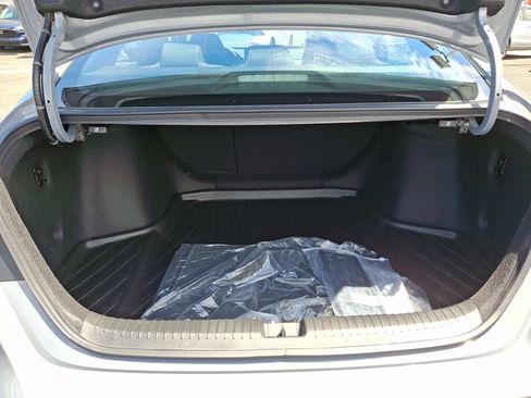 Used 2025 Honda Accord Sport image 29